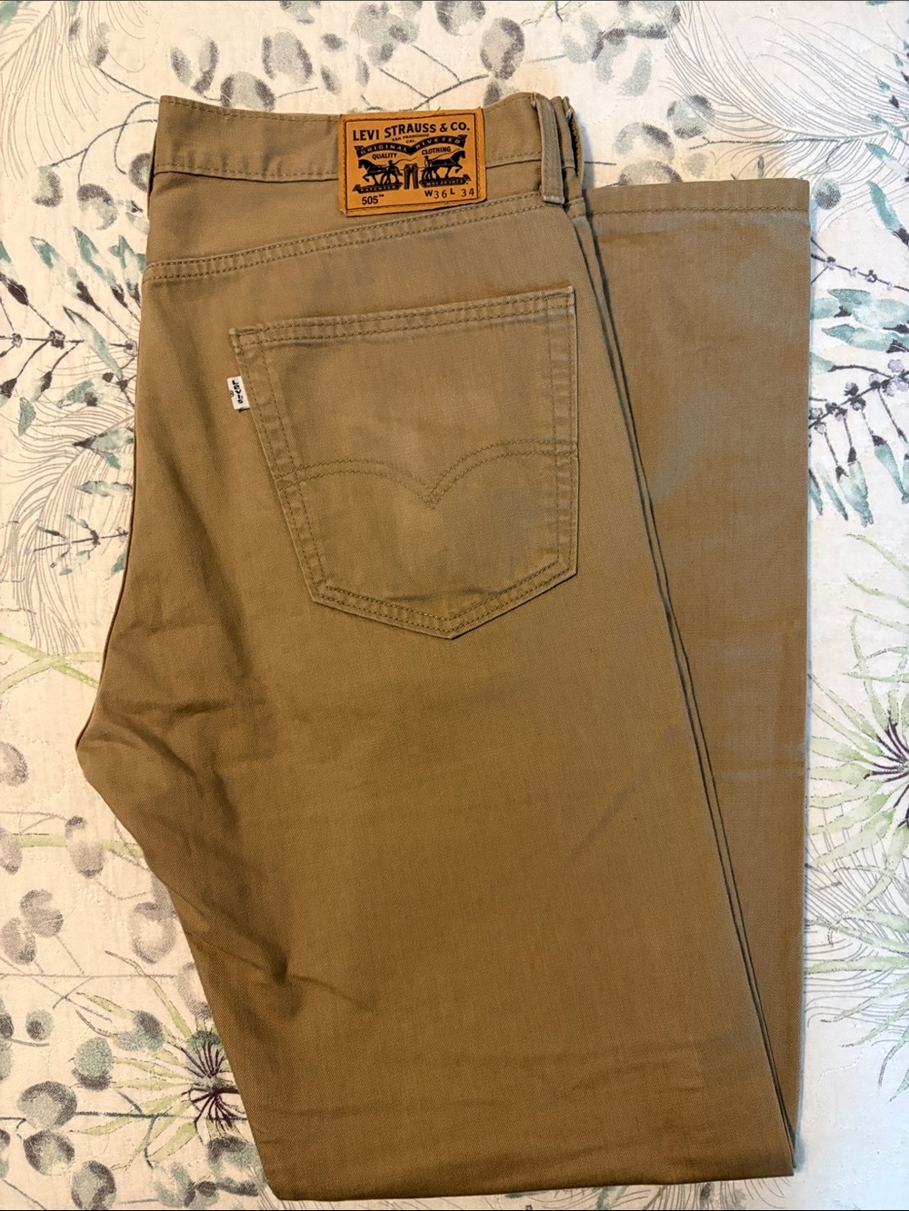 Levi's Men's 505 36x34 Khaki Slim Straight Jeans